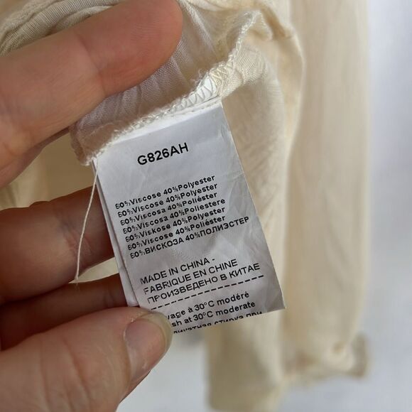 Molly Bracken RUFFLED COLLAR BLOUSE size M Ivory Color - Picture 9 of 10